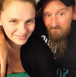 Meet your Posher, Desiree